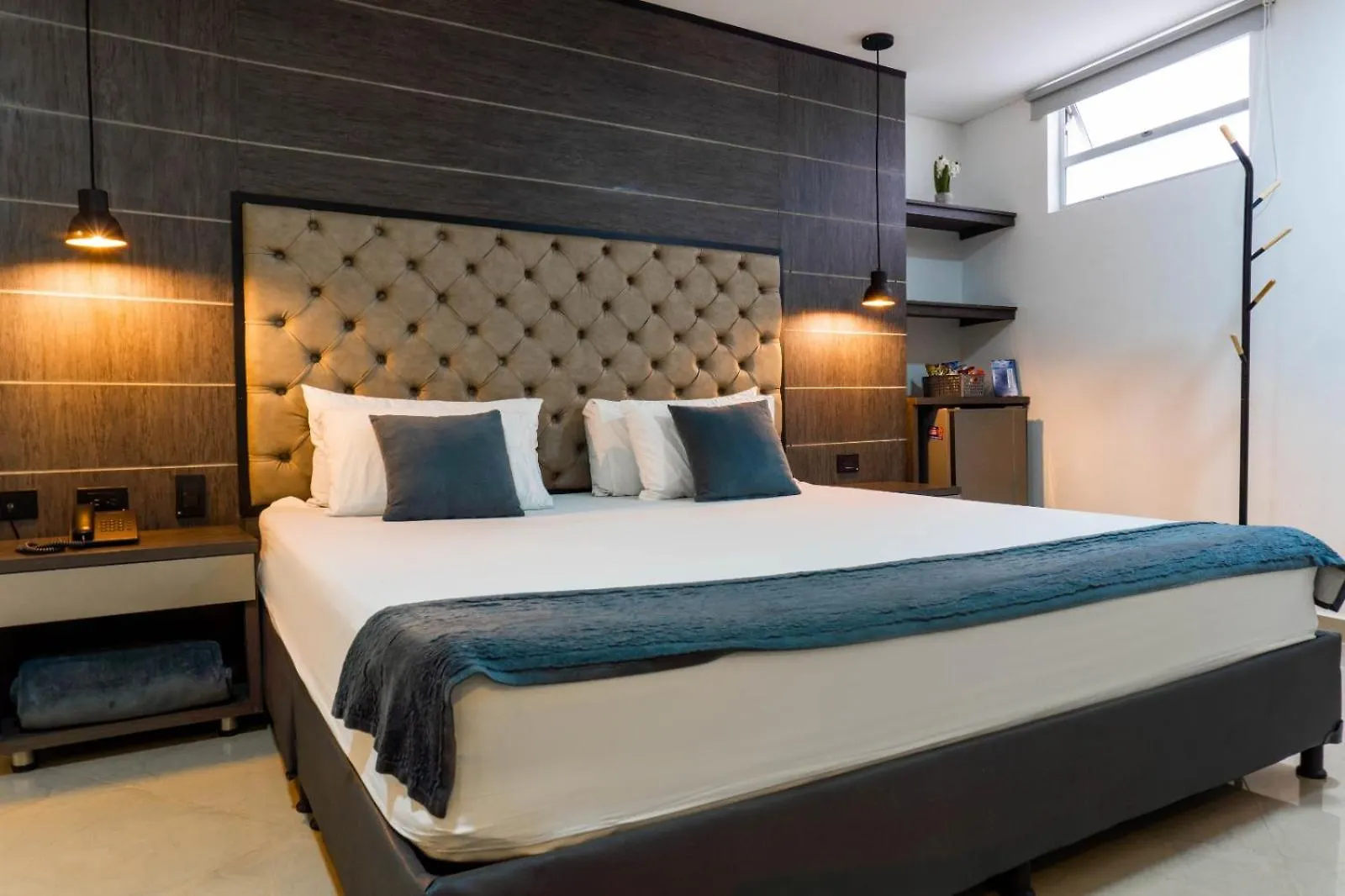 Hotel California Center Med Medellin