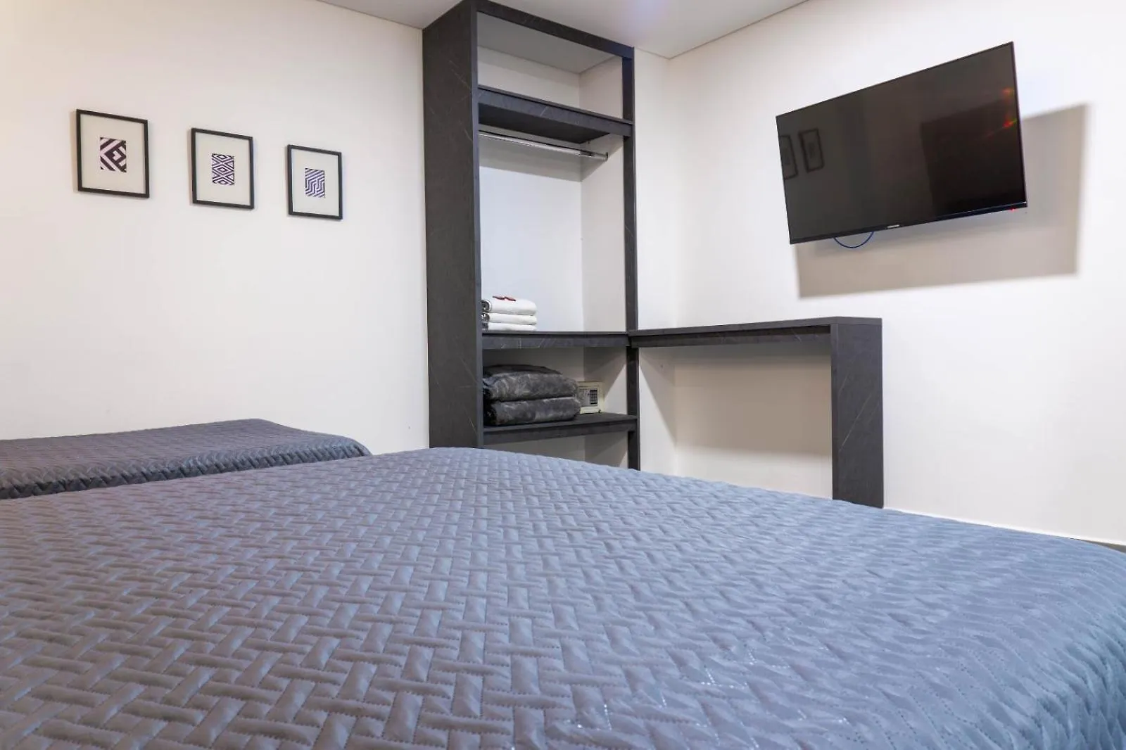 Hotel California Center Med Medellin