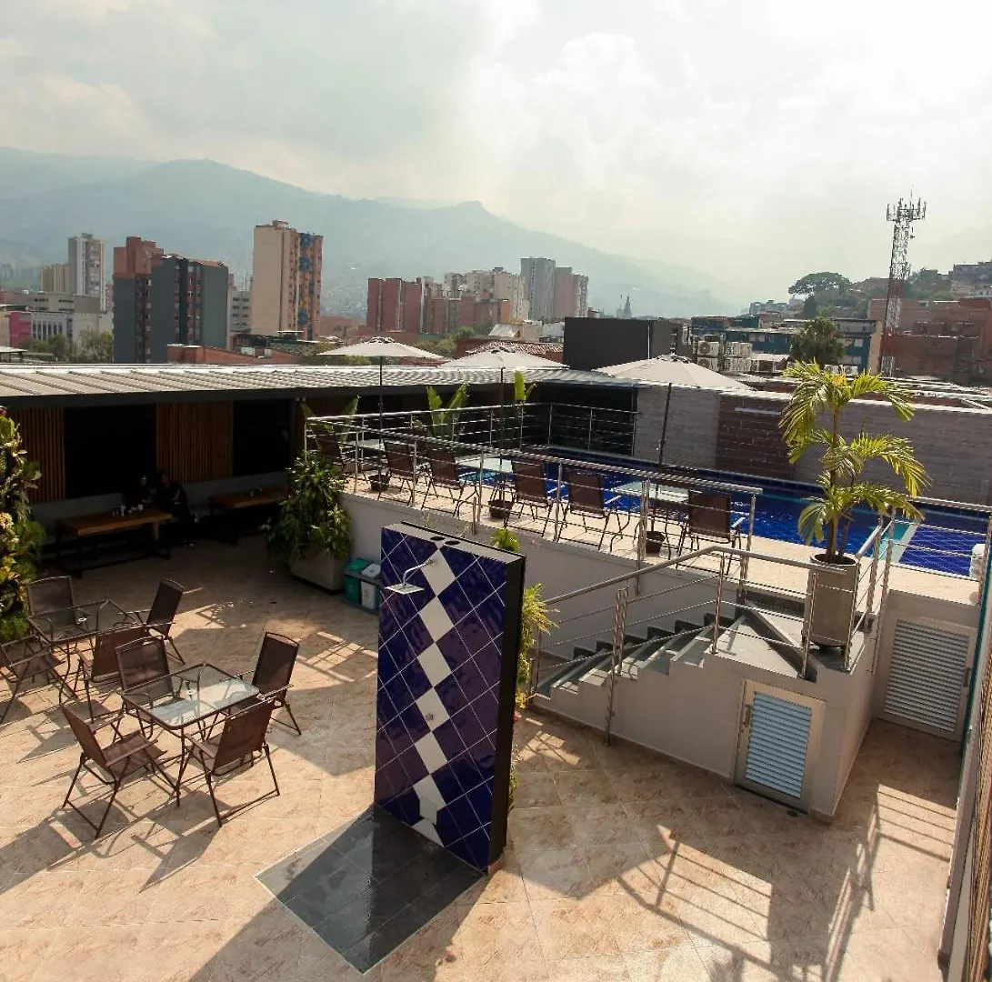 Hotel California Center Med Medellín 3*,